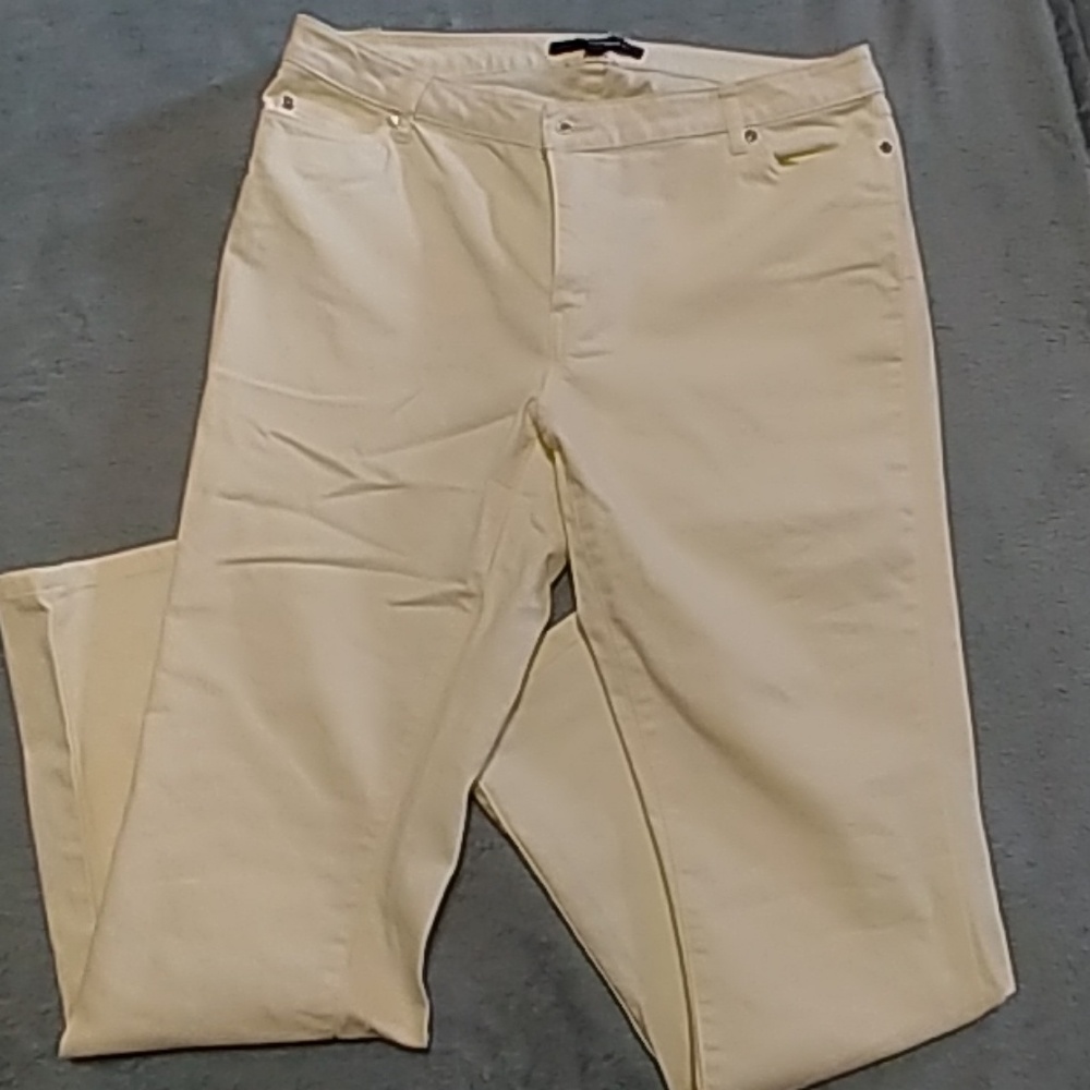 Demin 24/7 Bootcut Jeans NWT